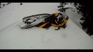 Snowmobile Pemberton 2013 Ski-doo Summit 800