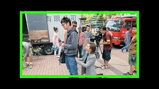 爆笑一幕幕：TVB藝人在大街上拍戲，赤身奔跑完全不要形象了！