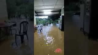 大雨造成突发水灾 居銮老人院淹了！