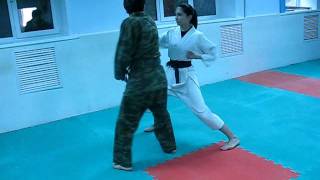 DrobyshevskyKarateSystem:Bunkai-1-HEIAN SHODAN-Tetsui Uchi