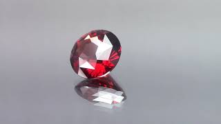 W5329-garnet-round-8.78-ct-ravenstein