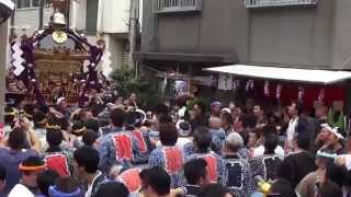 平成27年 矢先稲荷神社  大祭 本社神輿伝説宮入り渡御です。