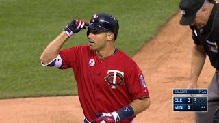 CLE@MIN: Mauer gives Twins early lead with solo homer