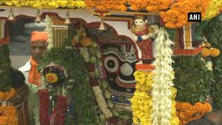 Devotees throng Ahmedabad as annual Rath Yatra begins