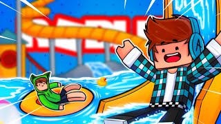 Youtubers No Parque Aquatico Roblox Water Park - fugimos de helicoptero da prisao roblox policia e ladrao