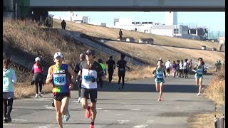 第２２回ハイテクハーフマラソン　18ｋｍ地点手前　先頭通過から11:40まで撮影その1