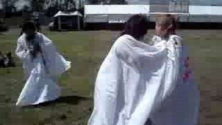 Dollybirds dancing