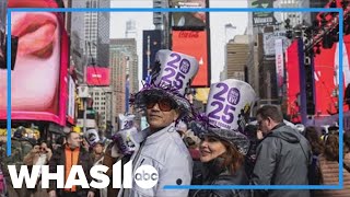 New York prepares for ball drop on NYE, while police monitor crowds for safety