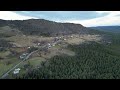 dronevideo av tunhovd kirke og bygd i nore og uvdal kommune 4k