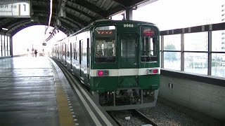 東武8000系8568F試験塗装リバイバルカラー(緑亀) 大師前駅発車