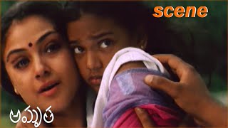 Amrutha Telugu Movie || Madhavan Searching For D M Shamala || Madhavan, Simran Bagga