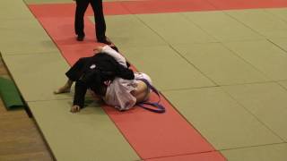 Roger Ver vs Kumasaka Akio in the TOKYO INTERNATIONAL OPEN JIU-JITSU CHAMPIONSHIPS NOV 2009 070.MTS