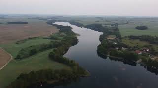 Nagranie z drona no cuts - Jezioro Pełcz - wschód słońca - Drone footage sunrise on the Pełcz