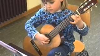 Isabella Selder 7 years old Guitar Master plays Flamenco