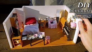 I recreated my friends' living room in 1:20 scale! Dollhouse roombox DIY miniature diorama tutorial.