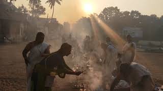 ചെട്ടികുളങ്ങരയിലെ കാർത്തികപൊങ്കാല പുലർച്ചെ മകര സൂര്യൻ ഉദിച്ചു ഉയരുന്നകാഴ്ച കാണേണ്ടത് തന്നെ