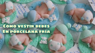 COMO VESTIR BEBE COLITA DORMILÓN - GORRITO CON POMPÓN EN PORCELANA FRIA - PASTA FLEXIBLE VIDEO 5