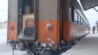 【津軽鉄道】ストーブ列車に乗車！雪の中の昭和の懐かしいレトロ駅舎と客車　五所川原～津軽中里