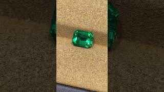 Lab Grown Verdant Green Emerald 3.9ct #green #emerald #colombia #gemstonejewelry #gems #jewellery