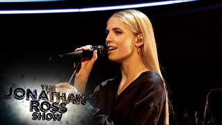 London Grammar - How Does It Feel (Live Performance) | The Jonathan Ross Show