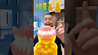 Tom sings eat small to giant gummy bear