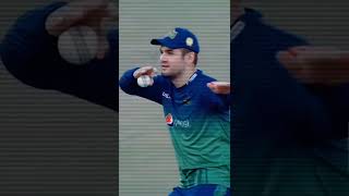 English Cricketer Rilee Rossouw Dance On Catch | #Multan vs #Queta #Psl7 #cricket  #viral #shorts