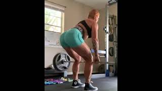 Strong Beautiful Girl Doing Deadlifts At Home | KING LIFTS GIRLS