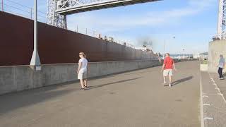 Presque Isle scrapes base of Duluth Ship Canal pier