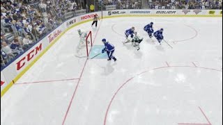 NHL® 18 - What A Flippin' Save