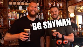 How Well Can RG SNYMAN Pour a Pint?! 🇿🇦 🏉