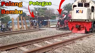 WARNING Perlintasan Tanpa Palang Pintu❗️Wira Wiri Kereta Api Argo|| Kereta Api Indonesia