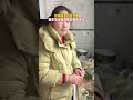 给妈妈买的金手镯，发现戴在嫂子手上，妈说嫂子嫁进来的时候不要彩礼也没有三金，我是不是当时做的有点过分了？ 搞笑视频 搞笑挑战