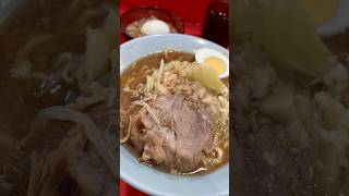 ラーメン富士丸 明治通り都電梶原店【遠征】ラーメン半分ニンニク＋豚カスアブラ＋ゆで玉子