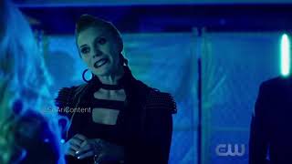 The Flash 4×05 Killer Frost and Amunet talk| New Meta is discovered