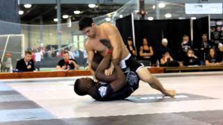 Darson Hemmings (OpenMat MMA)  vs Jesse Gross (Adrenaline Training Center) 32 Man Showdown