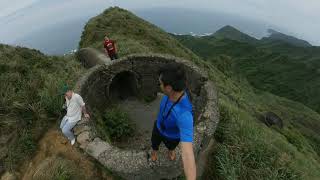 黃金獵犬岩、黃金洞  東北角之旅