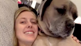 Brittany Mahomes' Adorable Thanksgiving Cuddle with Silver!