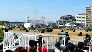 【音量注意】 155mm榴弾砲 FH70の空包射撃 【戦闘訓練展示】陸上自衛隊第10師団創立57周年記念行事 守山駐屯地 2019.10.27