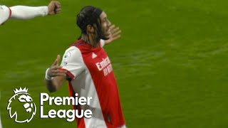 Pierre-Emerick Aubameyang grabs early Arsenal breakthrough | Premier League | NBC Sports