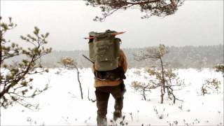 Talvine rabamatk ja uisutamine Lindi rabas / Winter hiking and ice- skating in Lindi bog, Estonia