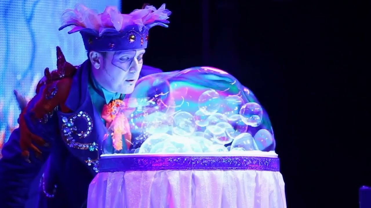 B-UNDERWATER BUBBLE SHOW - YouTube