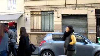 [Fancam] 120210 Wooyoung \u0026 Taecyeon leaving their hotel in Paris