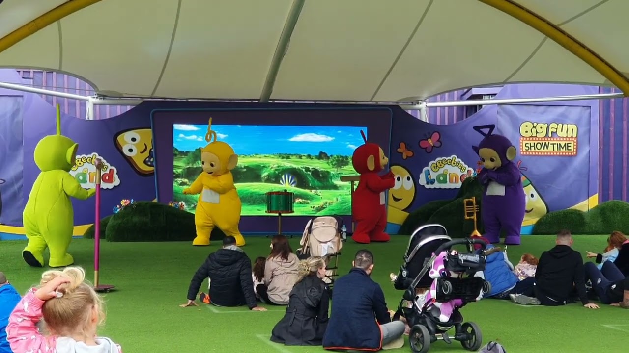 Teletubbies Cbeebies Show 2021 Cbeebies Land Alton Towers Theme Park ...