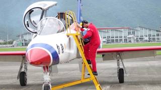 20160813 花蓮空軍基地開放 雷虎特技小組 七號機教官下機