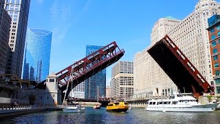 Chicago Bridge Lift \u0026 Boat Run