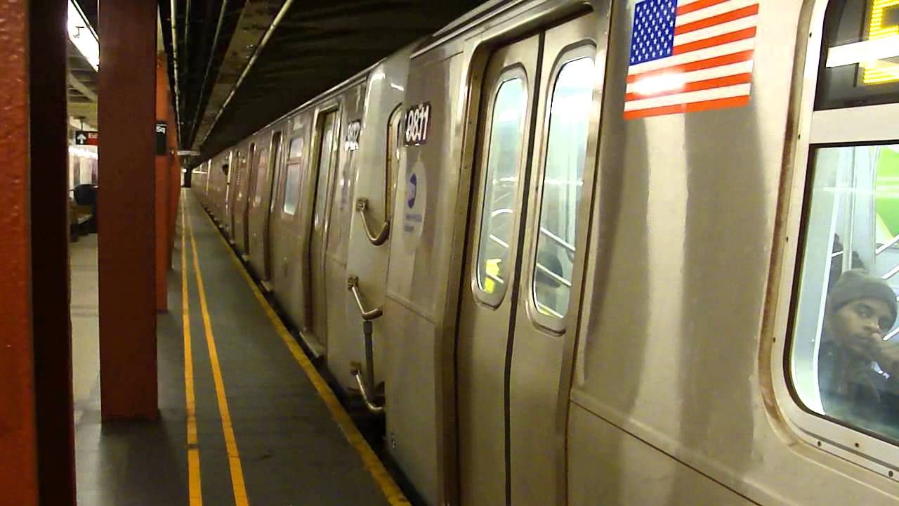 IND Queens Blvd Line: R160B E Train At Court Square-23rd St (Manhattan ...