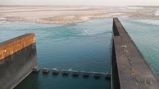 View of Teesta Barrage \u0026 Kunchenjungha Peak in Gajoldoba in Jalpaiguri district in December 2021.