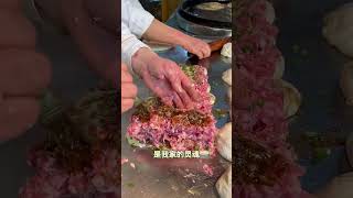 贵阳肉饼王 30元一个，我愿称之为肉饼王！一个饼里足足一斤肉~ #贵阳美食 #街头美食 #路边摊美味  #chinastreetfood #streetfood #chinafood #shorts