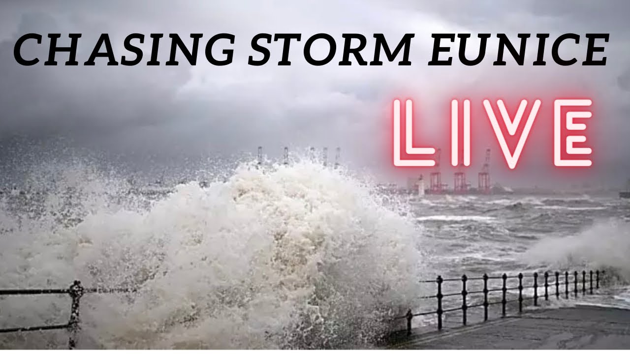 STORM EUNICE CHASING LIVE , Sea Fronts , Boat Yards , Broads , 120+ Mph ...