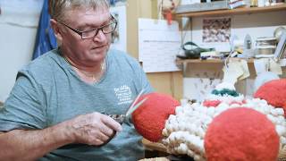 Stadt Elzach ist traditionell ...! Besuch beim Schuttighutmacher